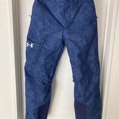 スノボ・スキーウェア(パンツ)商談中