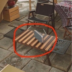 キャンプテーブルの画像