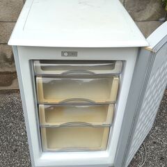 ◆　冷凍庫　Haier JF-U100A　◆　動作品　お引き取り限定　◆　ハイアール　100L　の画像