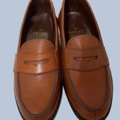 新品 REGAL リーガルのローファーです。25cm