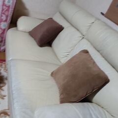3人掛けソファーお譲りします
