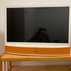 シャープサラウンドTV24型