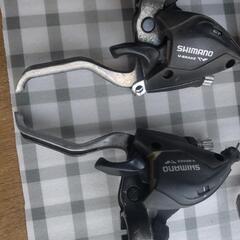 SHIMANO シマノ シフターセット 8速用の画像