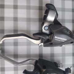 SHIMANO シマノ シフターセット 8速用の画像