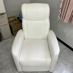白　リクライニングチェア