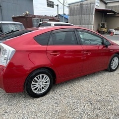 トヨタプリウス平成22年車  Gグレード　70,120KM 車検6年／11月の画像