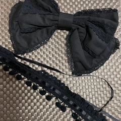 ゴスロリ風 リボン・チョーカー・ボリュームパニエ付　黒ワンピース　半袖or長袖の画像