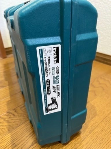 makita 充電式レシプロソー　18v