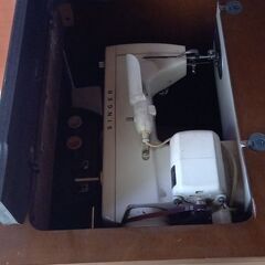 シンガー　ミシン　287u 昭和52年8月購入　最終値下げ　配達しますよ。の画像