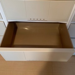 衣装ケースの画像