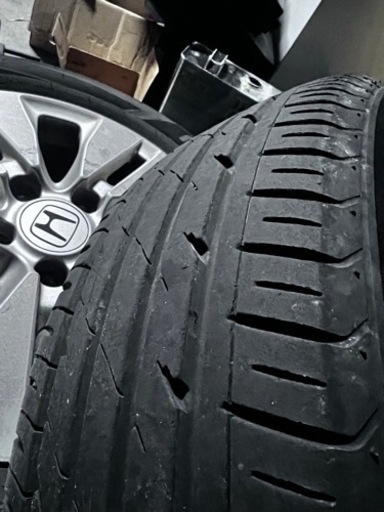 205-60-16 タイヤのみ4本