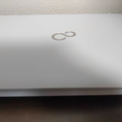 富士通白　高年式ハイスペック　高性能7世代４コア８スレッド版Core i7搭載 高速SSD480G　メモリ大容量8G　スリムモデル　テンキー　フルHD大画面15.6インチ　高音質専用スピーカー搭載　カメラ内蔵　HDMI出力　USB3.0 Wifi対応 