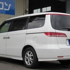 ホンダ/エリシオン　まさかのサンルーフ？！の画像