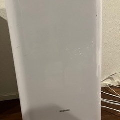 アイリスオーヤマ　除湿機　衣類乾燥機の画像