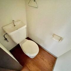 保証会社・火災保険（初期費用家主様負担）！敷地内駐車場無料1台！高速インターネット無料！敷金・礼金・仲介手数料ありません！家賃２８,０００円、管理費２，０００円！ジモティーからの問い合わせでフリーレント１ヶ月！１階！諸条件何でもご相談くださいませ！「サンシャインバレーⅡ」 − 広島県