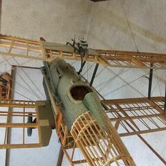 大型木製模型飛行機の画像