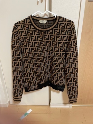 FENDI ロングTシャツ