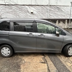 HONDAフリード(グレー)20年式　走行7.5万km 車検は令和6年10月27日までの画像