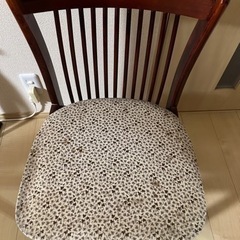 カリモク ダイニングセットの画像