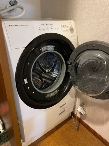 【価格交渉可】ドラム式洗濯機　2020年製