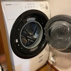 【価格交渉可】ドラム式洗濯機　2020年製の画像