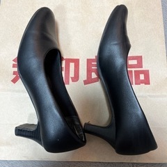 【取引中】リクルートパンプス 23.0 EEEの画像