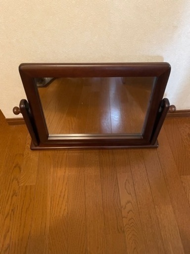 木製ミラースタンド　鏡 未使用品