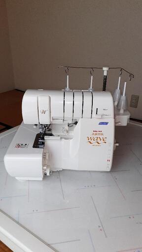 【引取のみ】JUKI ロックミシンと付属品