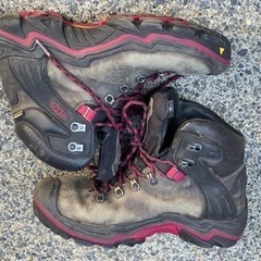 KEEN  トレッキングシューズの画像