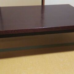 引っ越しのため、座卓、ローテーブルを取りに来ていただける方にお譲...