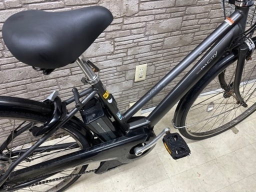 新生活応援SALE 東京23区配達無料　新基準　ヤマハ　パスシティ　8.7Ah リチウム 電動自転車 中古 111