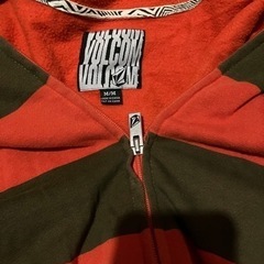 VOLCOM  サーフ　スノー　スケート　フェイスフードの画像
