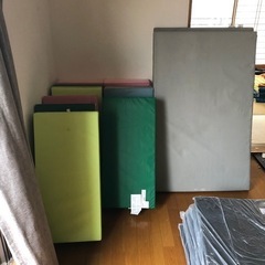IKEA PLUFSIG ペルフスィッグ 折りたたみ式　ジムマッ...