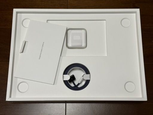 M2 MacBook Air ミッドナイト　使用期間少ない