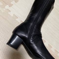 【   再値引き⠀】美品  ブーツの画像