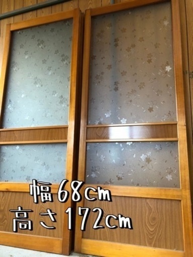 レトロ★サクラ柄のガラス入り建具(4枚あります