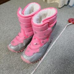 子供用スノーブーツ