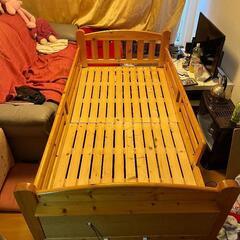 二段ベットの上のみの画像