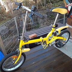 折り畳み自転車　タイヤ16インチ　外装３段ギヤ付き
