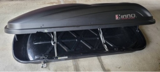 ルーフボックス　キャリア付