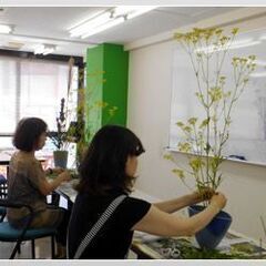 豊橋市で伝統文化に触れる「生け花・茶道教室」の画像