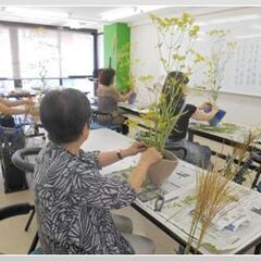 豊橋市で伝統文化に触れる「生け花・茶道教室」の画像