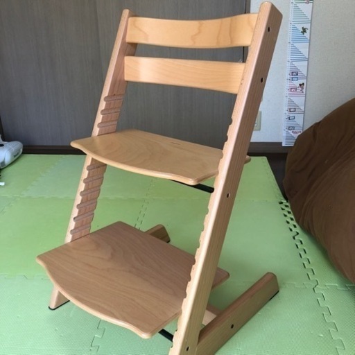 子供用いす（STOKE Tripp Trapp）