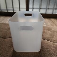 ニトリの小物入れの画像