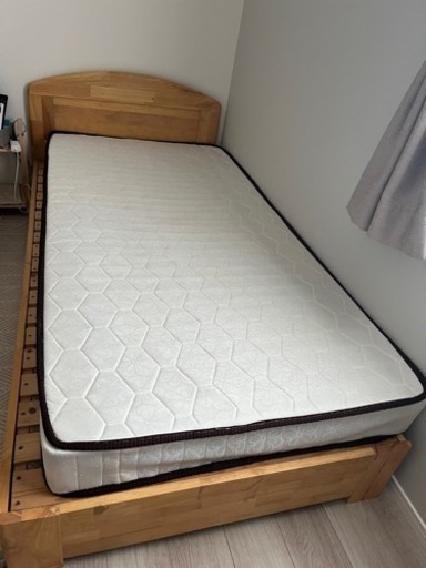 【決まりました】シングルベッド　ナチュラル系