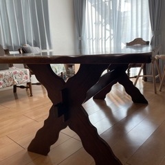 「取引完了」ダイニングテーブルの画像