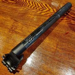 20900円の品 3T ロードバイカーボンシートポストSTYLUS 25 TEAM STEALTHの画像