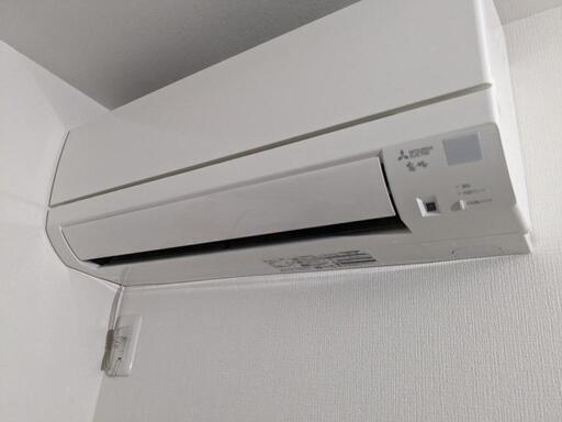 中古　エアコン　霧ヶ峰　MSZ-GE2221-W