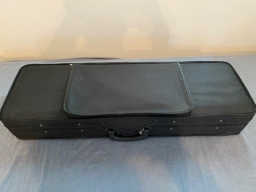 【値下げしました】12,000円　エレキバイオリン売ります