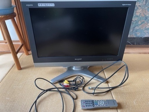 シャープの液晶テレビ【亀山モデル】2009年製の26インチ